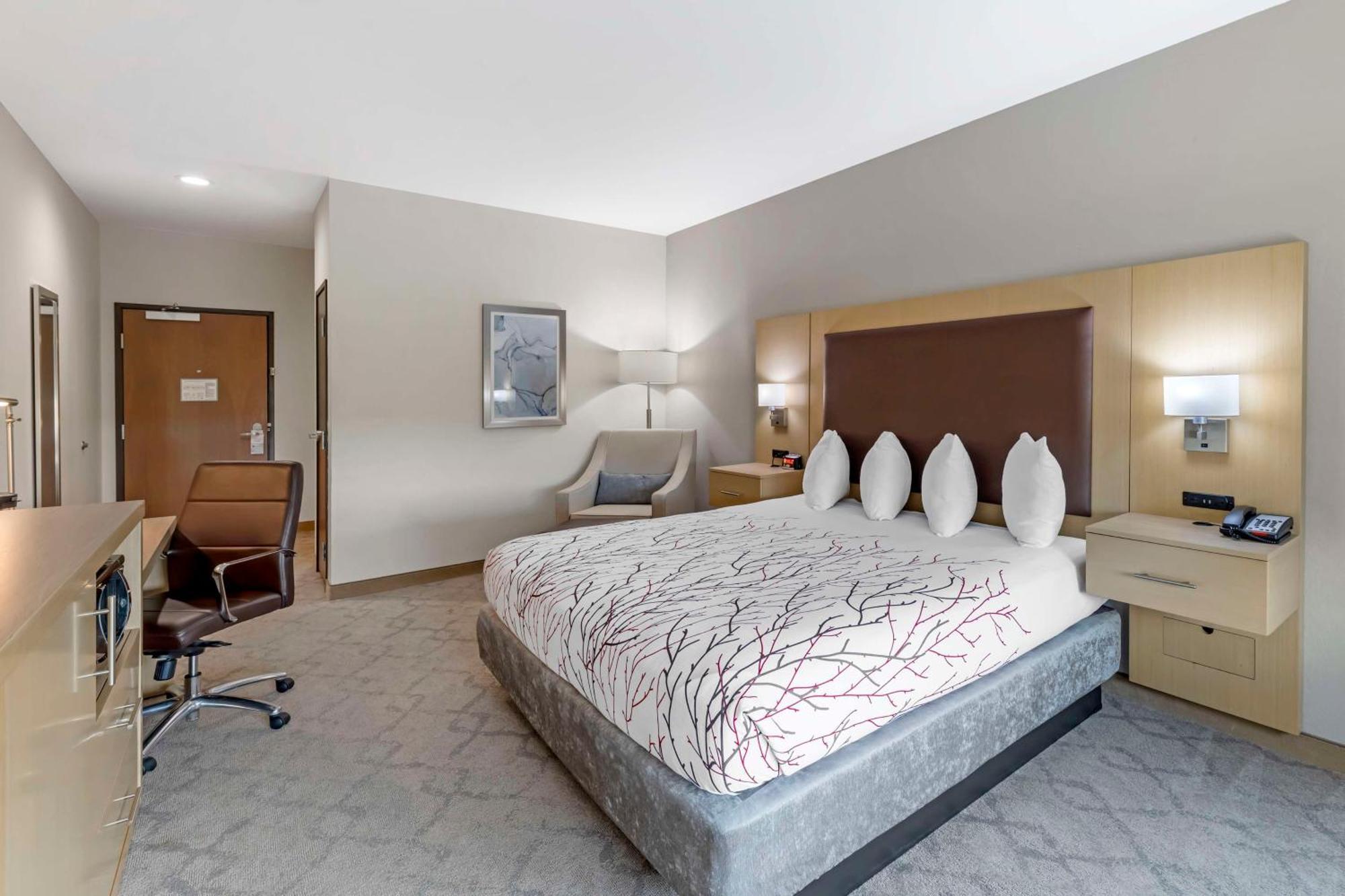 Best Western Plus Chickasha Inn Exterior photo